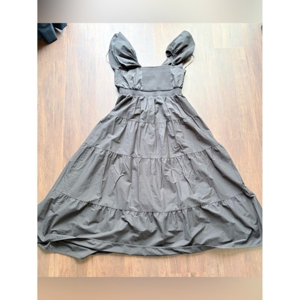 EXPRESS Dark Coquette V-Neck Flutter Sleeve Tiered Poplin Maxi Dress Black Large